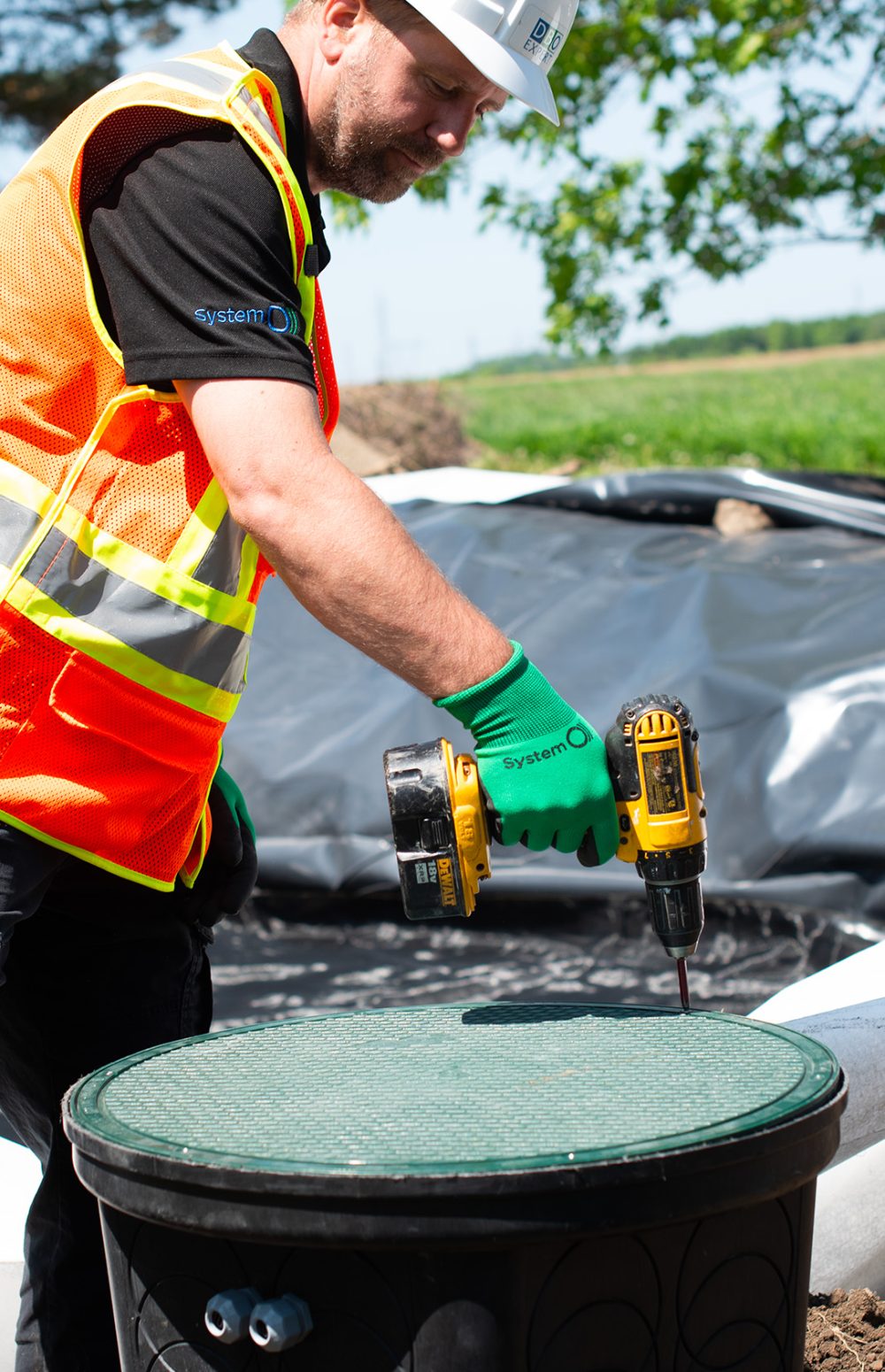 couvercle dans la boîte de distribution